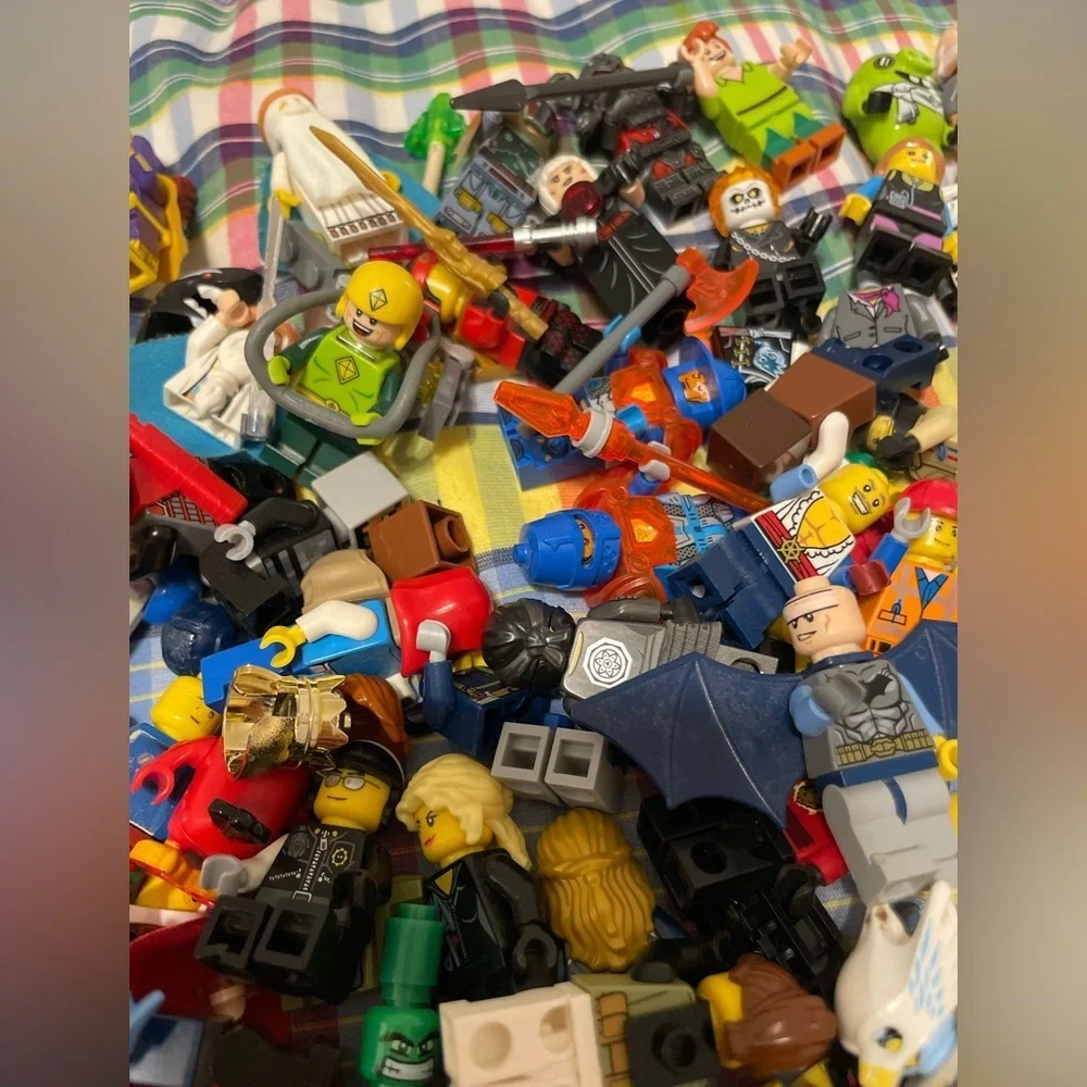 HUGE LOT OF LEGO MINI FIGURES Star Wars Lego Movie Marvel Minecraft Banana‎ man